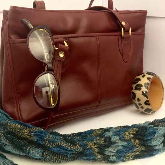 Warm brown handbag 🍂🍁 - Picture 1 of 4