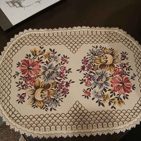 Decor - Picture 2 of 4