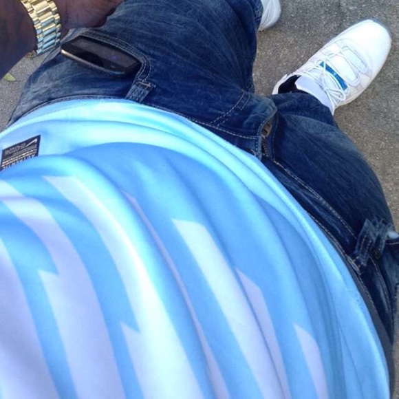 Meet your Posher, Rj - Picture 1 of 1