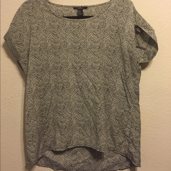 Cheveron forever 21 medium - Picture 2 of 3