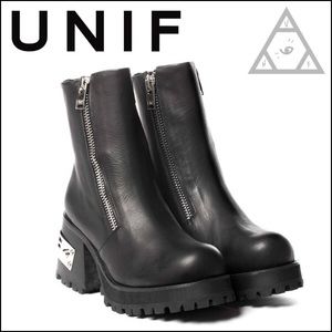 Unif So Called Platform Boots Size 6