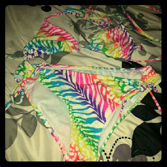 Roxy rainbow zebra bikini