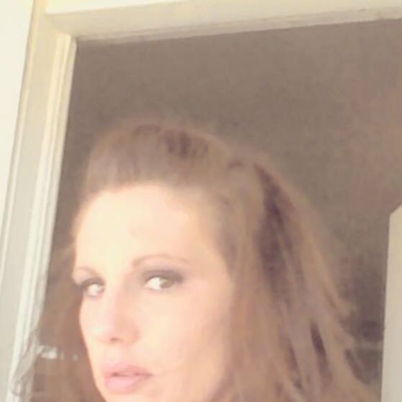 Meet your Posher, Monique