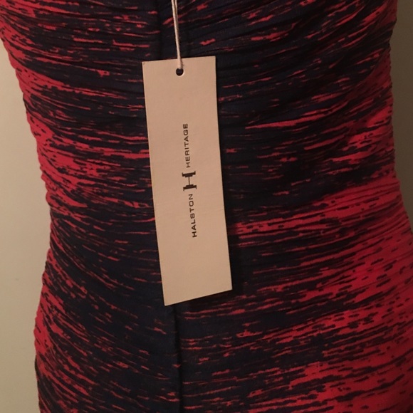 Halston  heritage mid length fitted dress - Picture 4 of 4