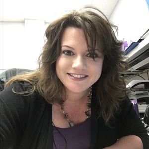 Meet your Posher, Carrie