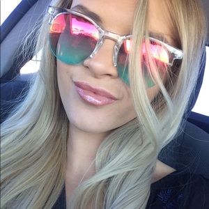 Meet your Posher, Miranda