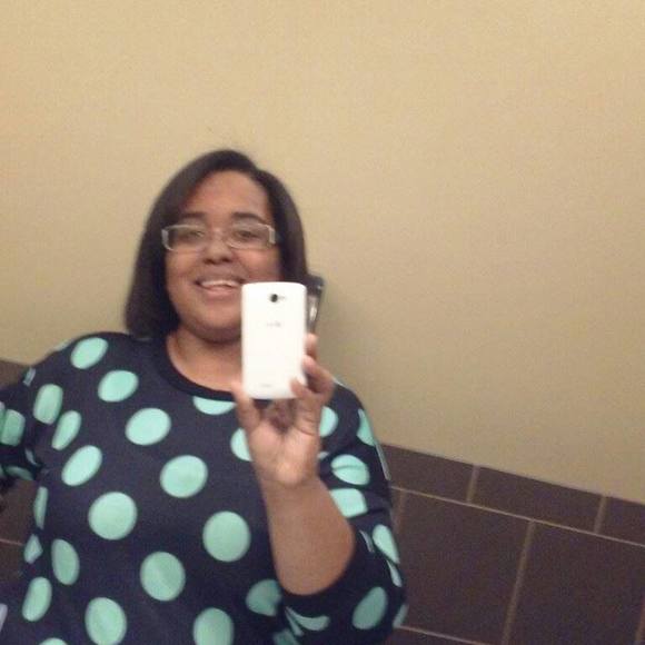 Meet your Posher, Theresa - Picture 1 of 1