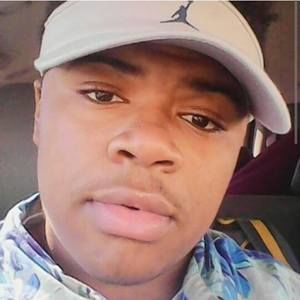 Meet your Posher, Dewight