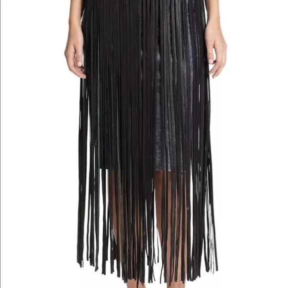 ʙʟᴀᴄᴋ ғʀɪɴɢᴇᴅ ʟᴏɴɢ sᴋɪʀᴛ - Picture 3 of 5