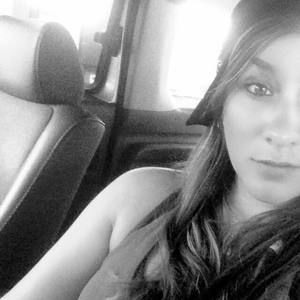 Meet your Posher, Adeliz