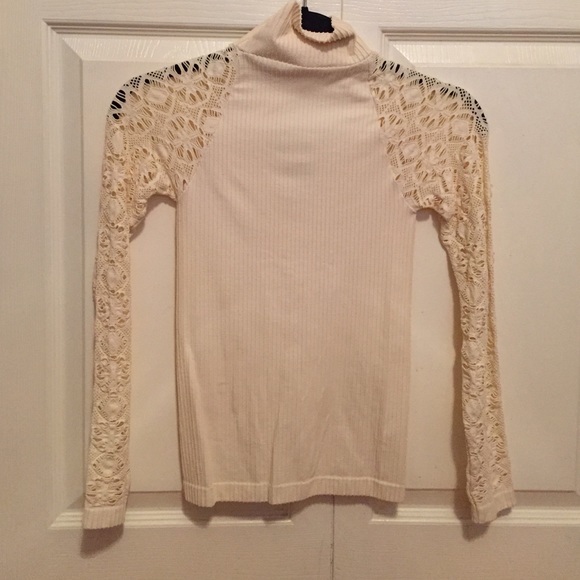 BRAND NEW Free People Turtleneck