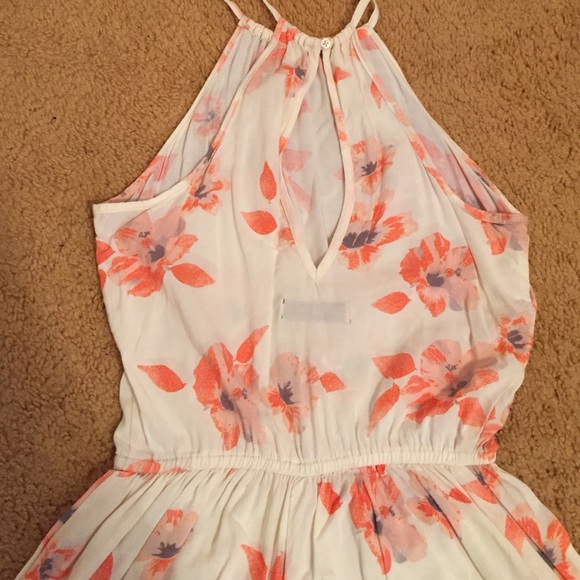 Floral Print High Neck Romper - Picture 3 of 4