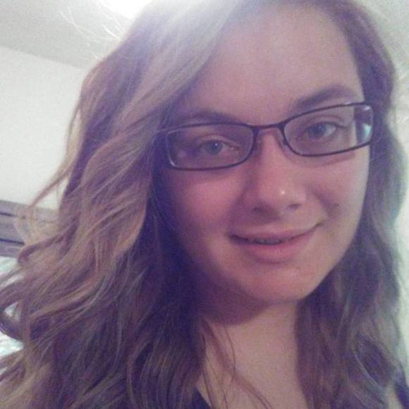 Meet your Posher, Lisa - Picture 1 of 1