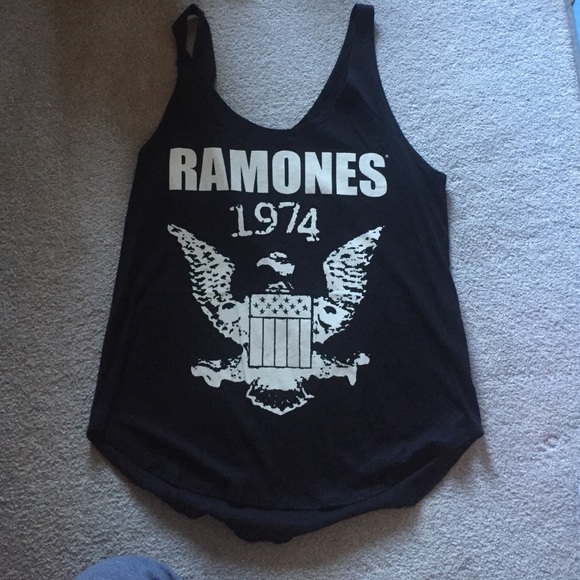 Ramones tank
