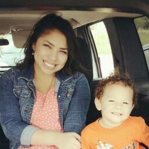 Meet your Posher, Roxanne