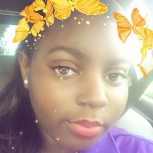 Meet your Posher, Markia