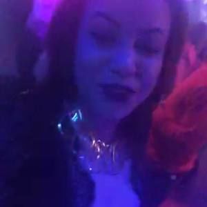 Meet your Posher, La bebe