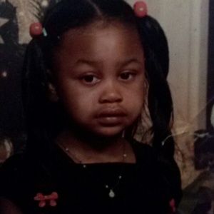 Meet your Posher, Danette