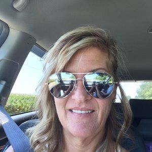 Meet your Posher, Audrey