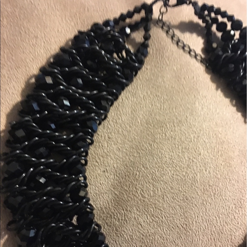 Beautiful choker & earrings - Picture 2 of 4