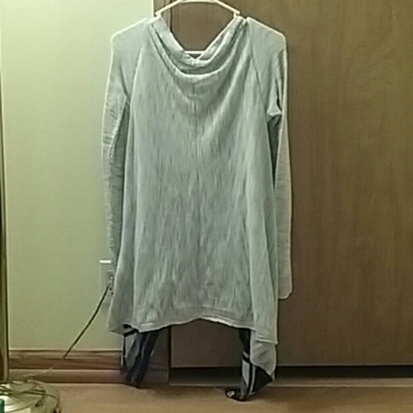 Cardigan - Picture 2 of 3