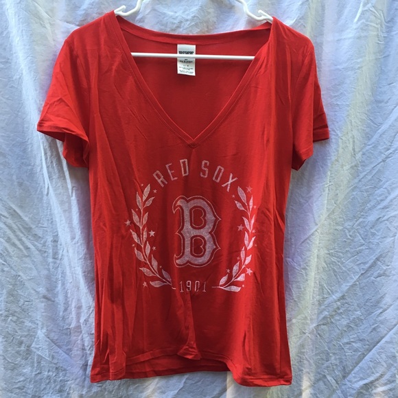 🖐🏽On Hold🖐🏽 Victoria's Secret Red Sox Tee