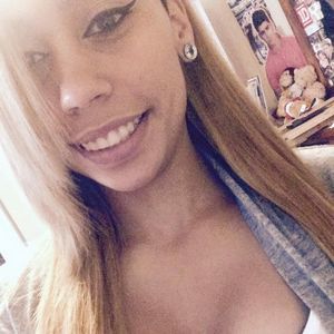 Meet your Posher, Iris