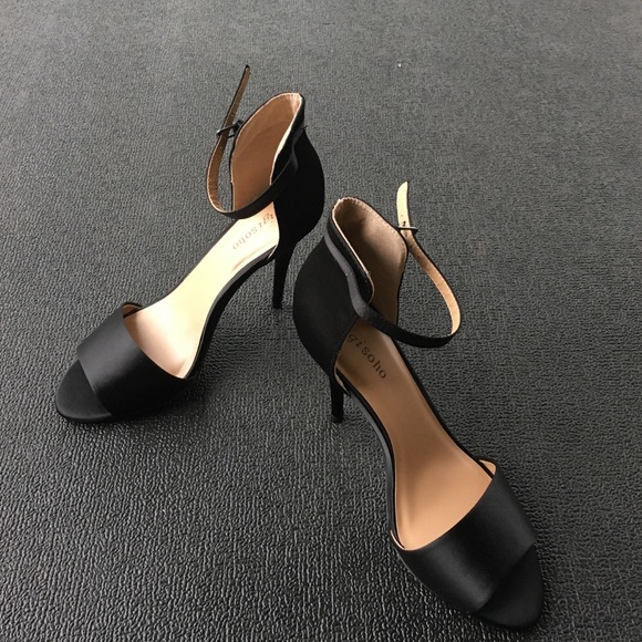 Dress shoes
