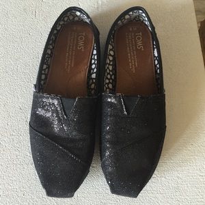 Toms black sparkle W5