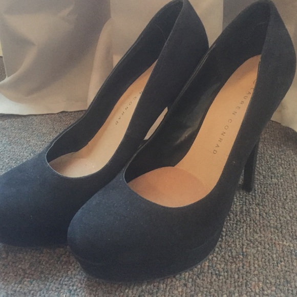 LC by Lauren Conrad black heels