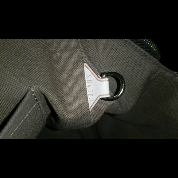 Louis Vuitton Tivoli GM - Picture 4 of 4