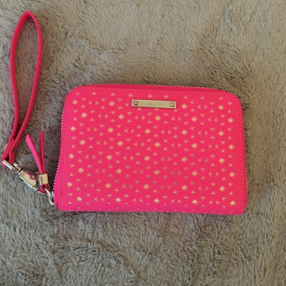 Stella and Dot Chelsea tech wallet.