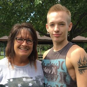 Meet your Posher, Debi