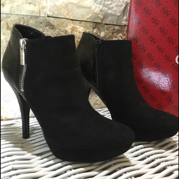 Guess suede ankle booties 🚨🚨MARKED DOWN