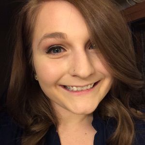 Meet your Posher, Kayce