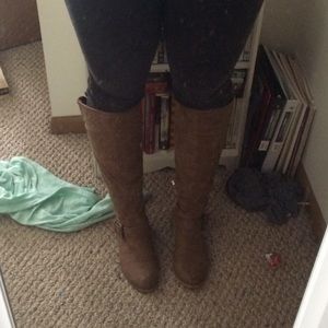 Light nude riding boots