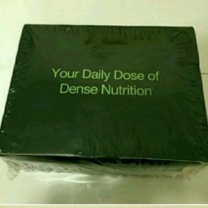 BNWT shakeology by BEACHBODY