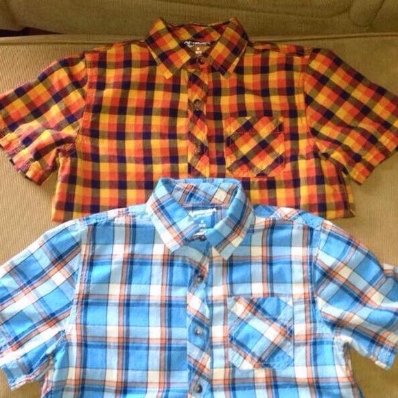 Boys collard button up short sleeve plaid shirts