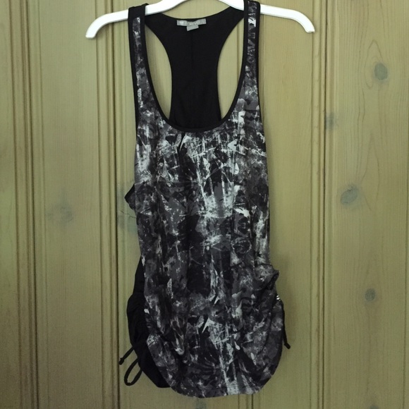 F21 Racerback Workout Tank Top