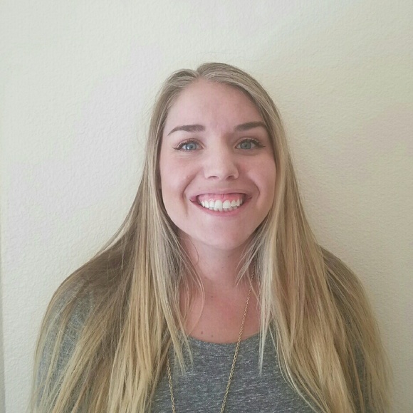 Meet your Posher, Allisom