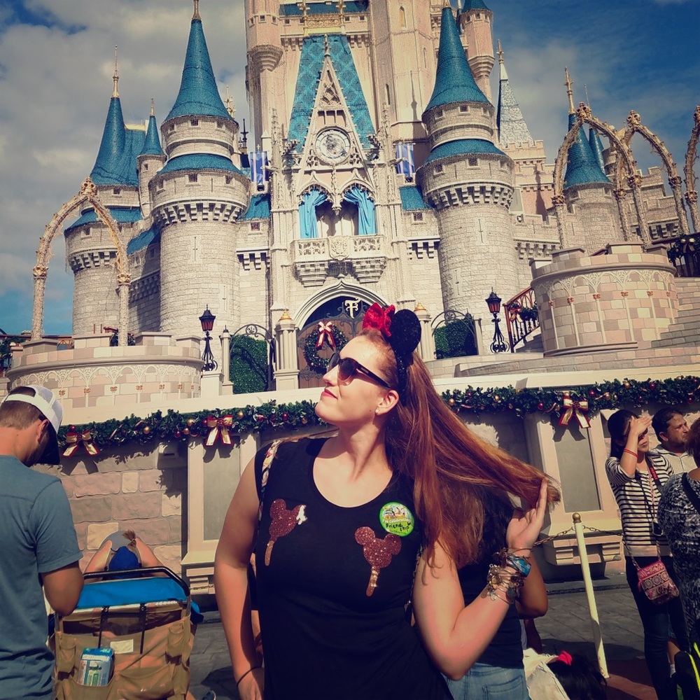 Meet your Posher, Lauren