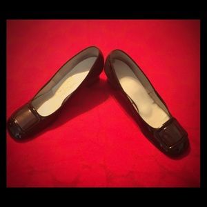 Vintage pumps
