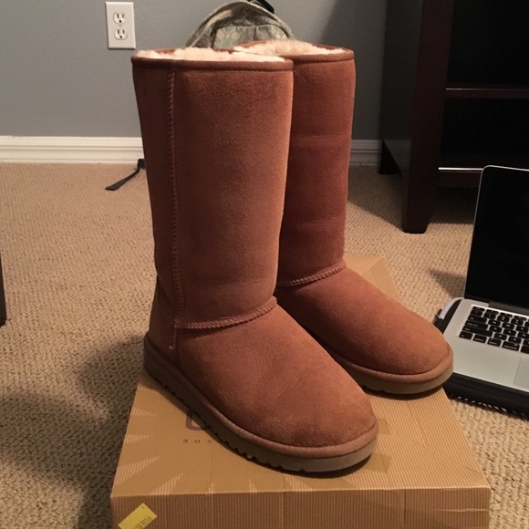 UGG Classic Tall not for trade