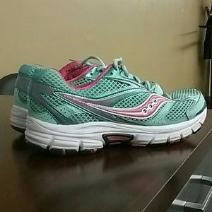 Saucony Cohesion Teal and Pink Tennis Shoes