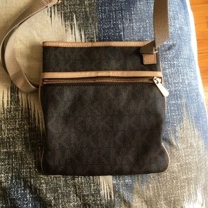 Michael Kors Crossbody