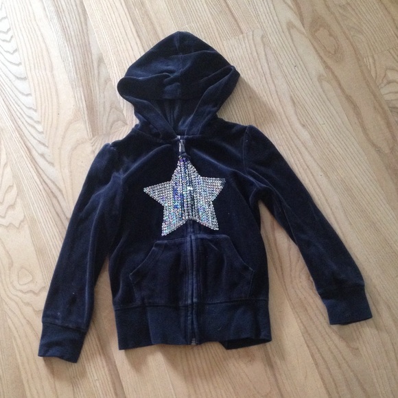 Black and blue jackets - Picture 2 of 4