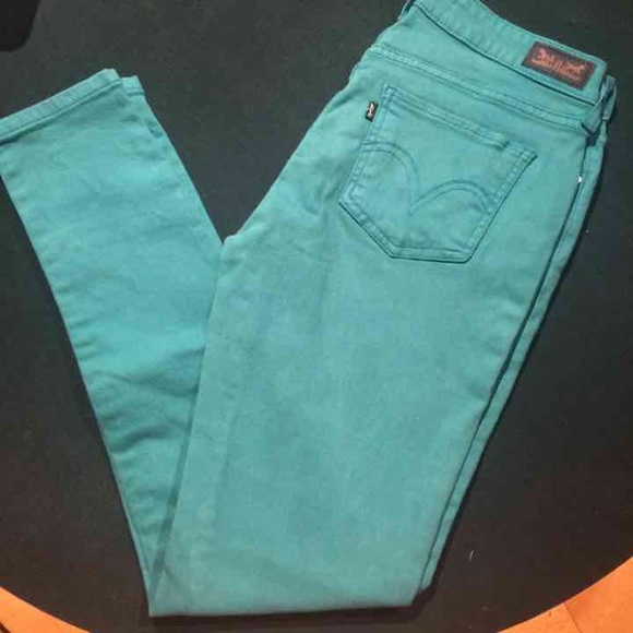 Levis👖 - Picture 1 of 1