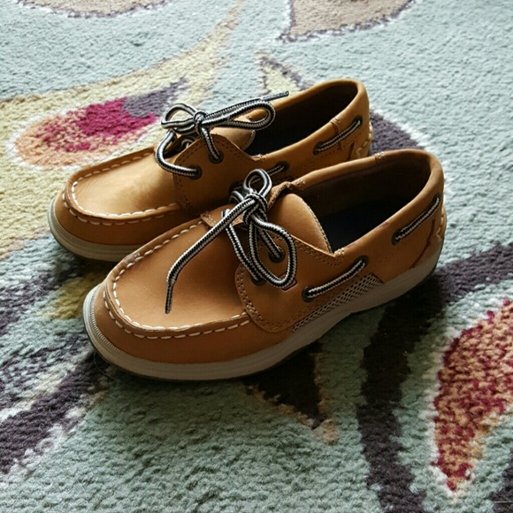 Boys Sperry top sider intrepid