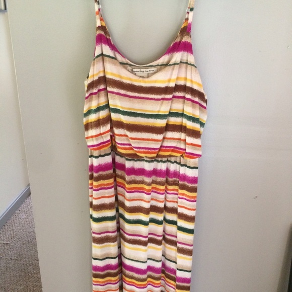 Colorful Maxi Dress - Picture 2 of 4
