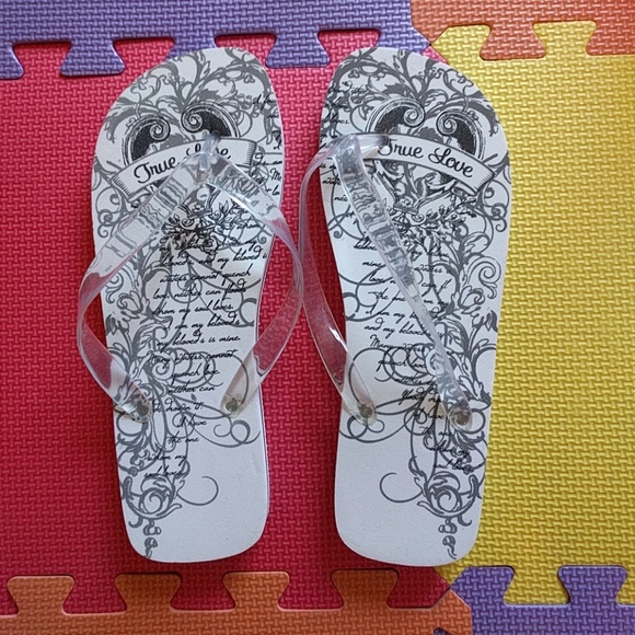 Just married flip flops